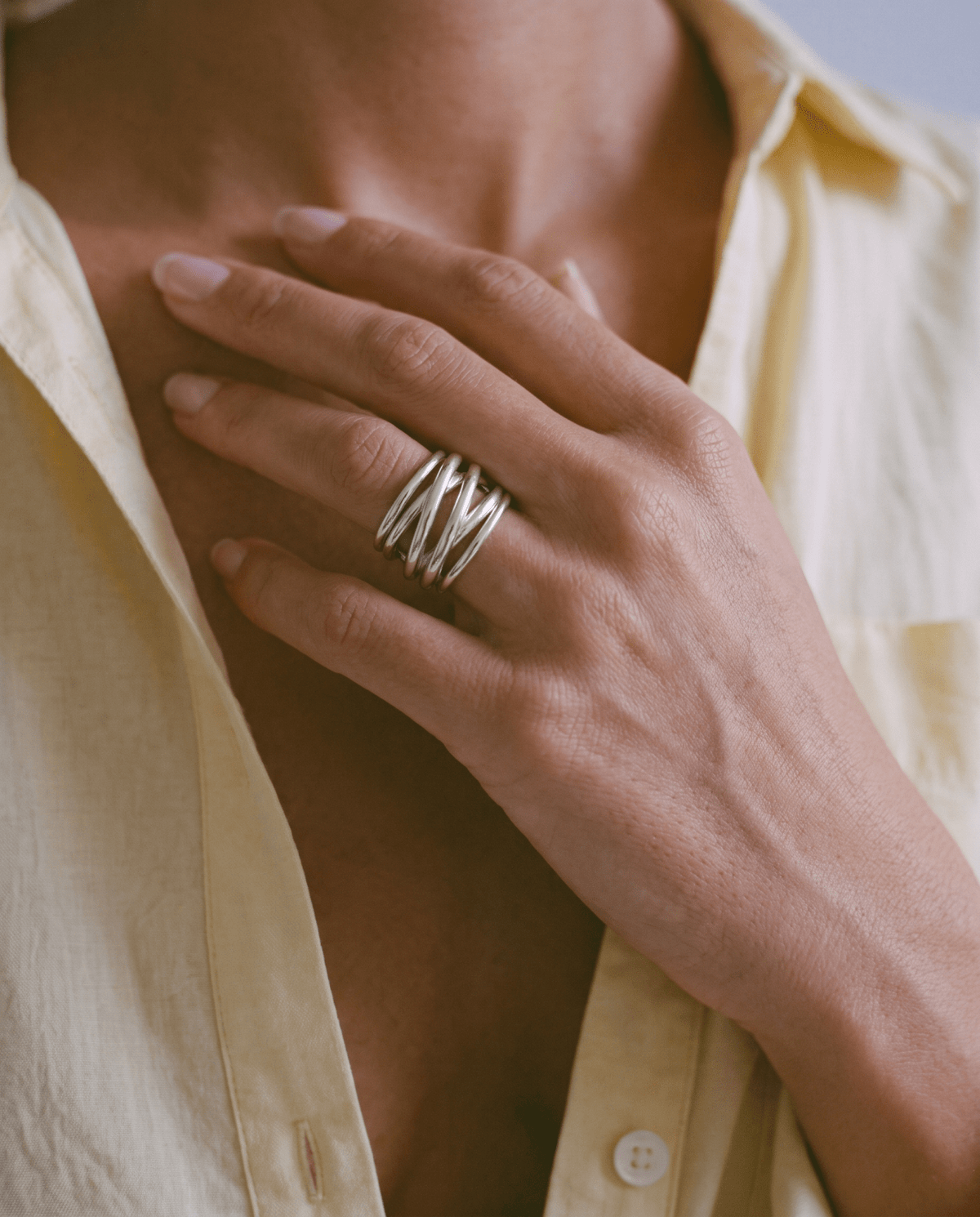 Amadora ring