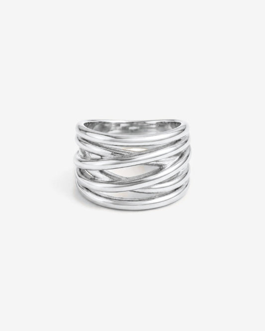 Amadora ring
