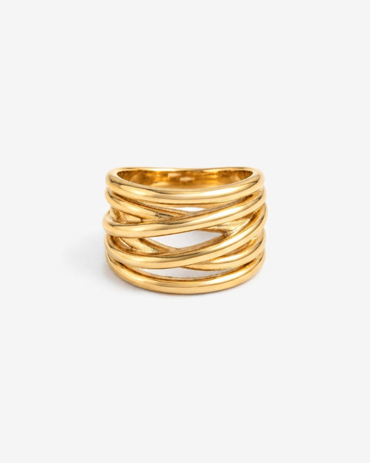 Amadora ring