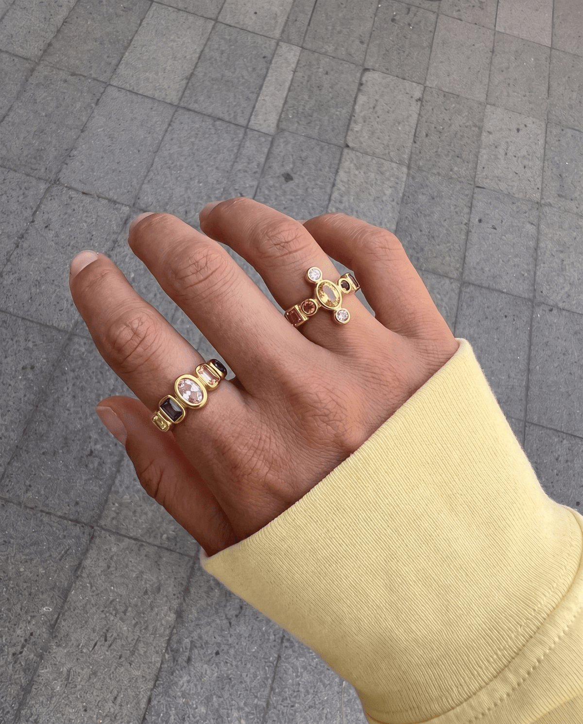 Ava ring