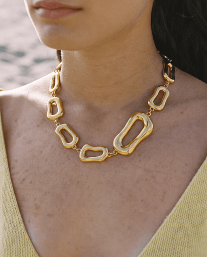 Big chain necklace