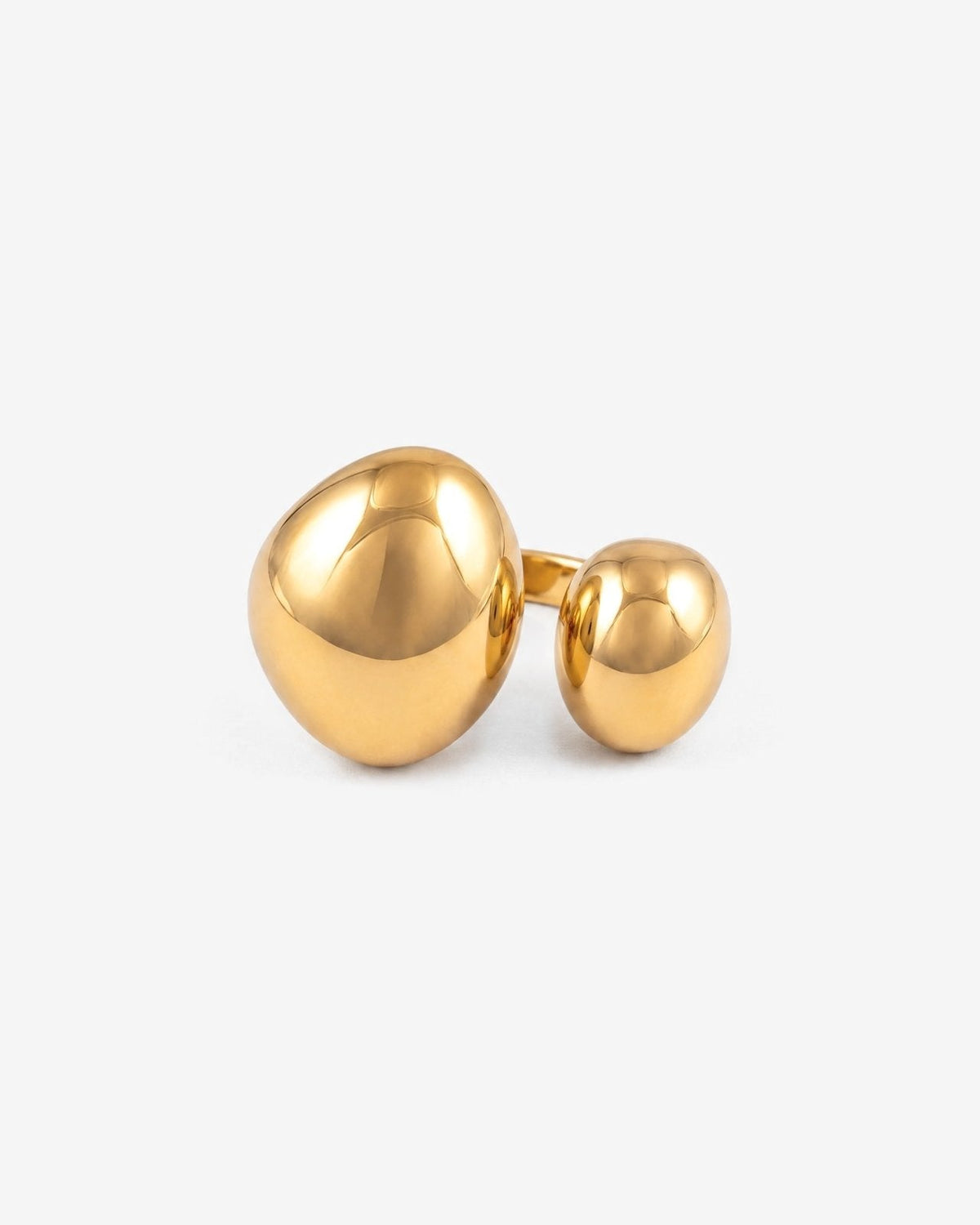 Bossy ring