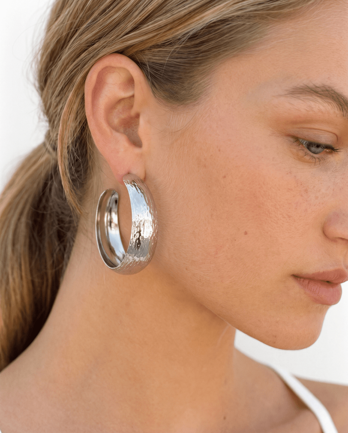 Cara hoops