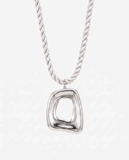Cece necklace