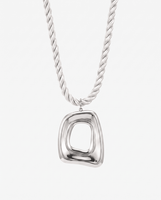 Cece necklace