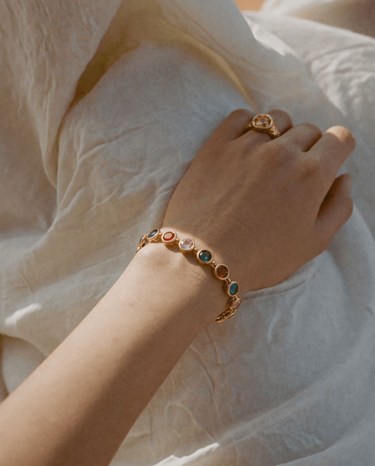 Daisy bracelet