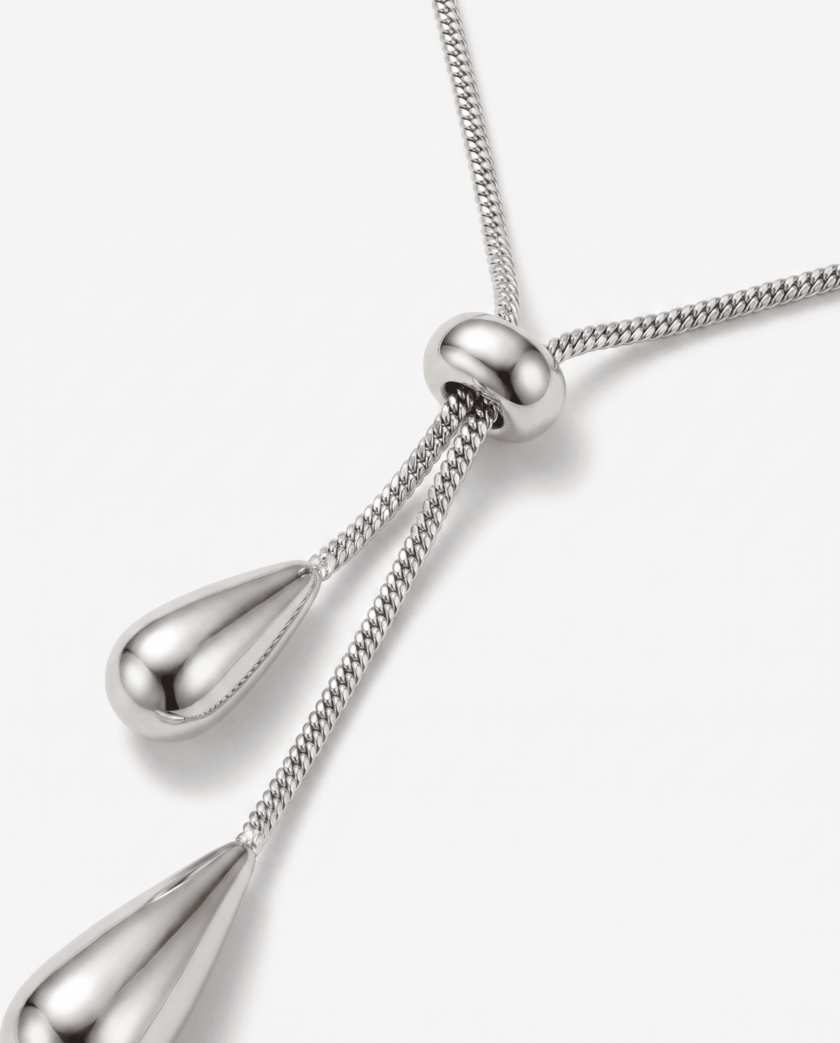 Emy necklace