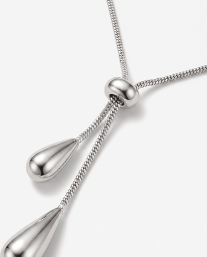 Emy necklace