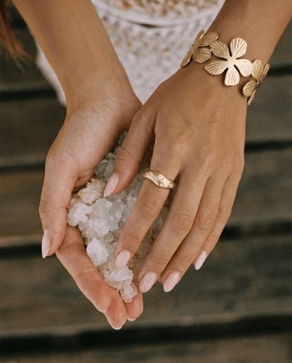 Flower bracelet