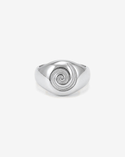 Isis ring
