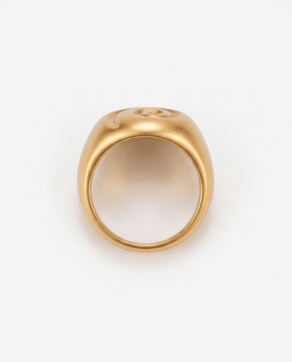 Isis ring
