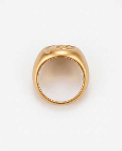 Isis ring