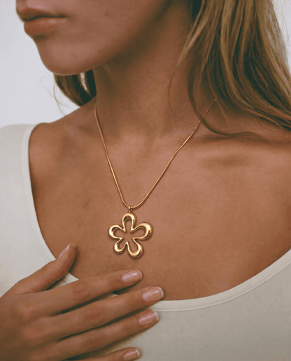 Ivy necklace