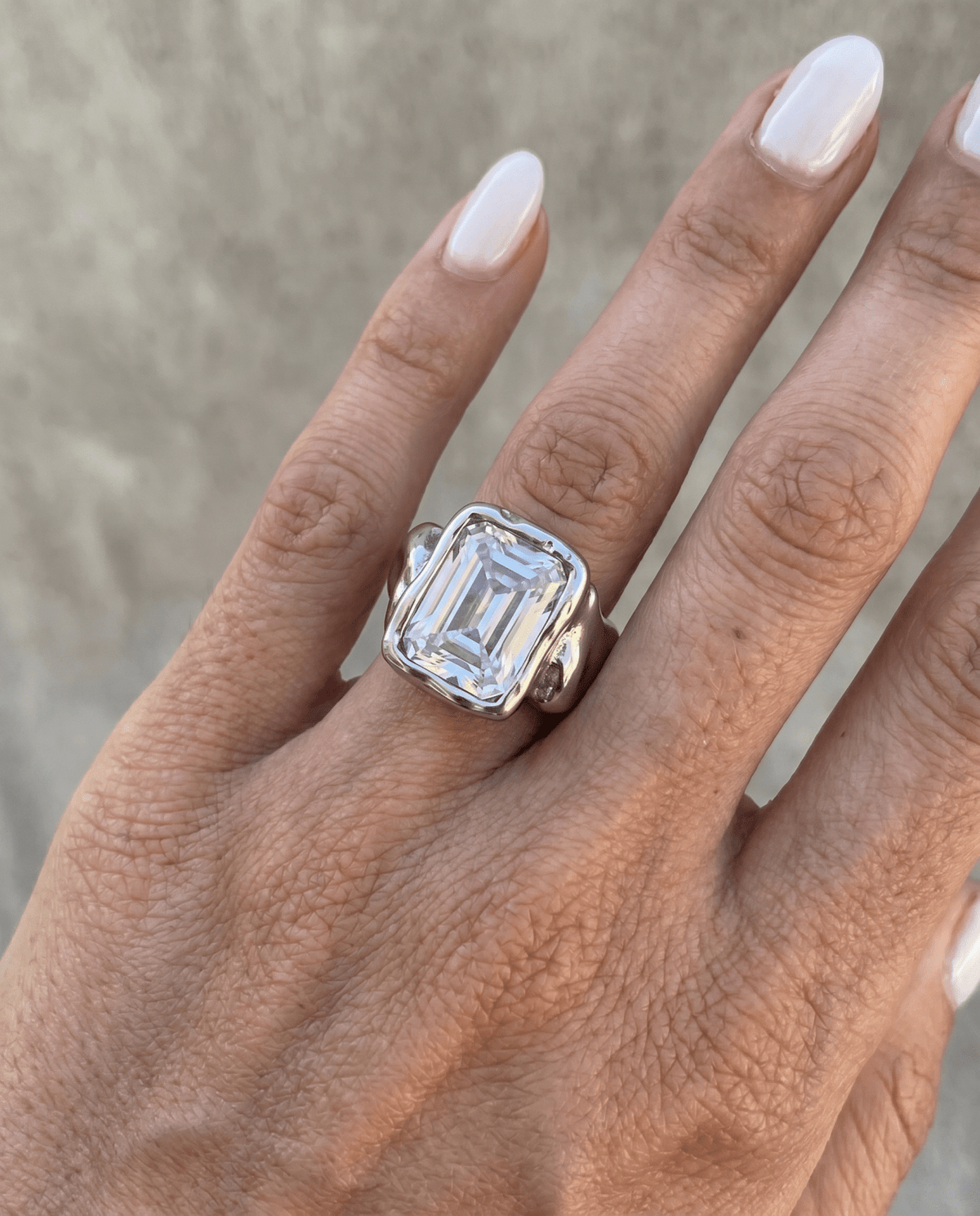 Nadia ring