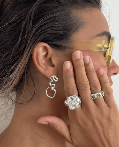 Nadia ring