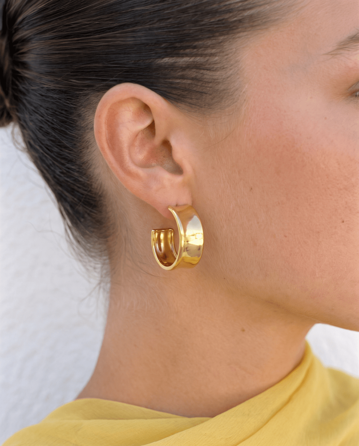 Puck earrings