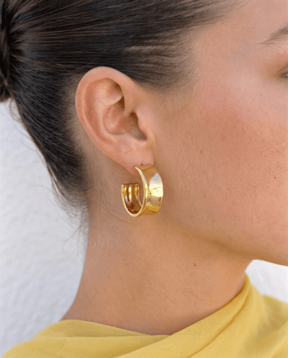 Puck earrings