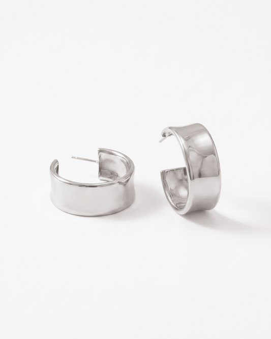 Puck earrings