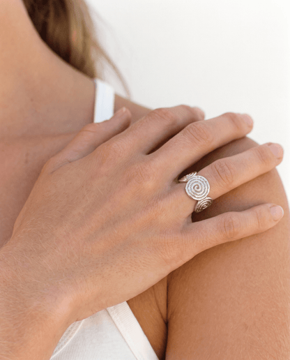 Sara ring