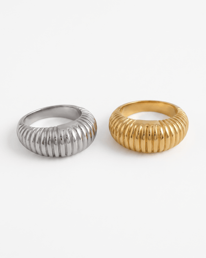 Tess ring