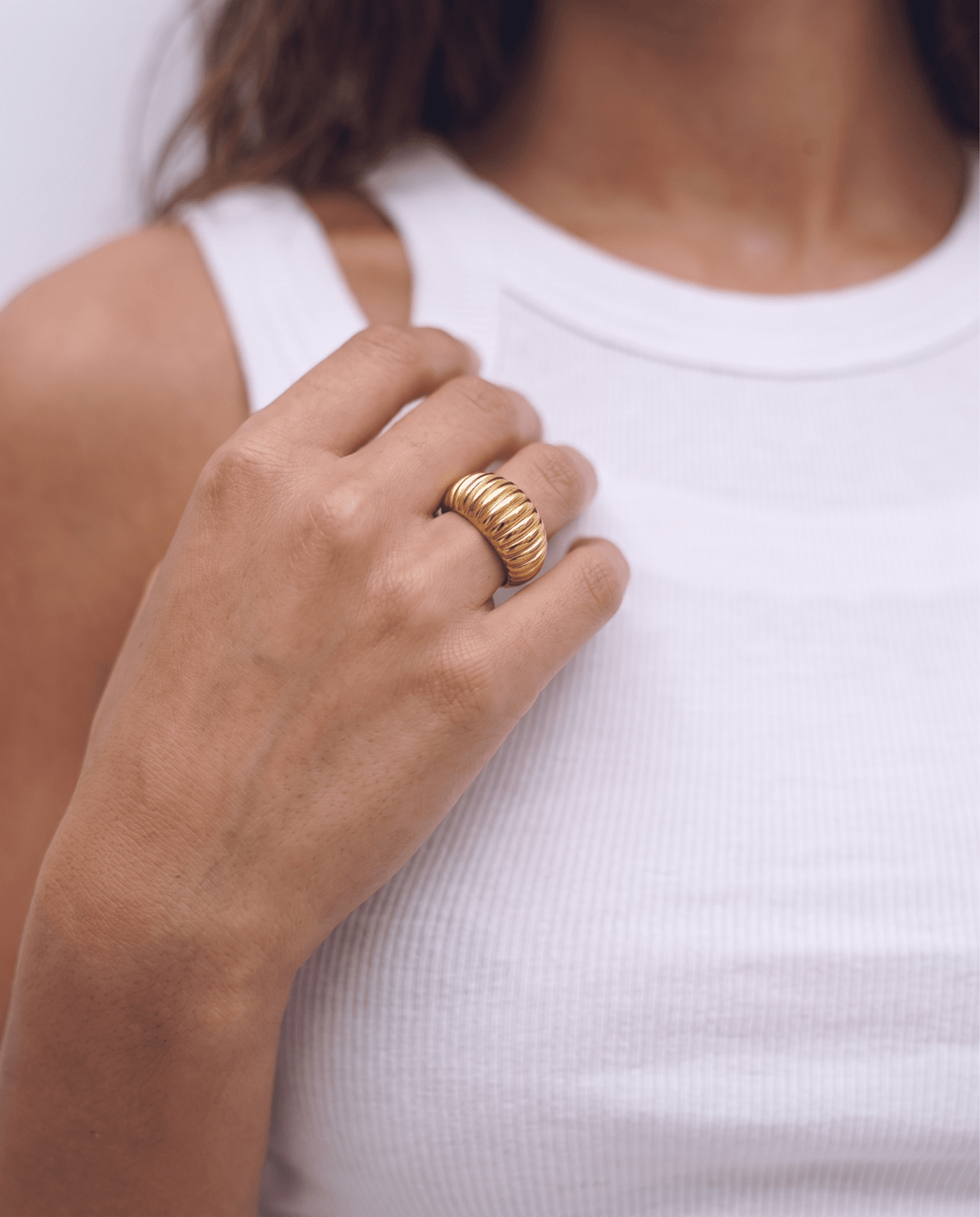 Tess ring