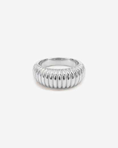 Tess ring