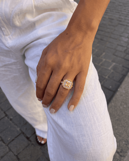 Vivienne ring