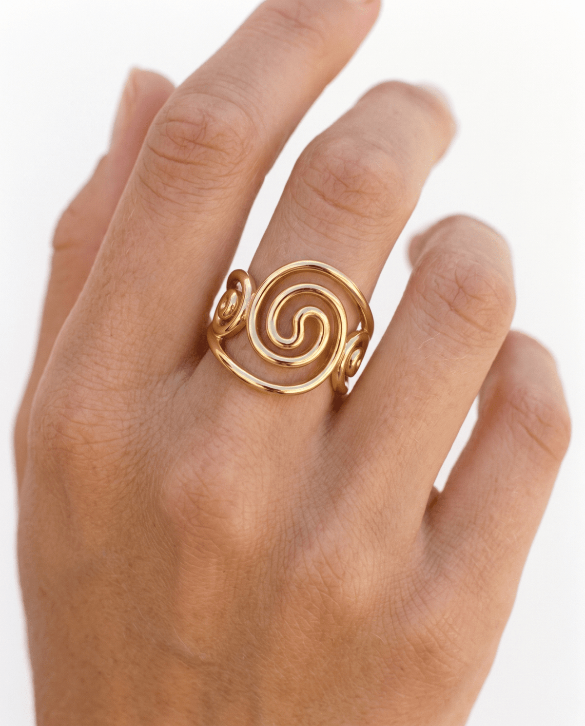 Zoya ring